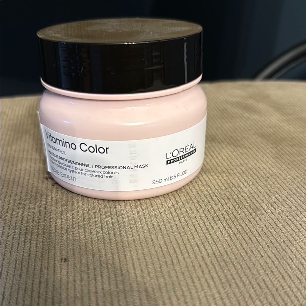 L'Oreal Professionnel Vitamino Color Mask 8.5 oz